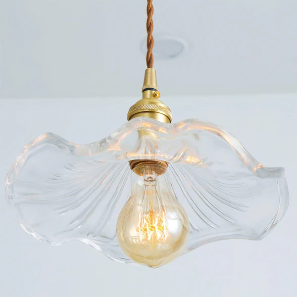 Lunavia | Lampe Suspendue Design – Ambiance Envoûtante et Style Élégant