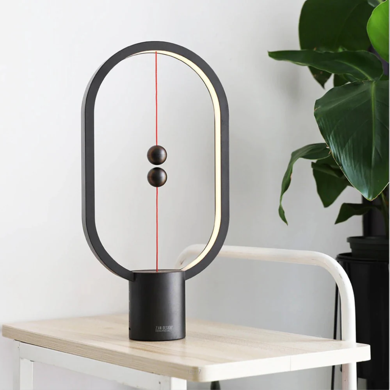 Vinésia | Lampe de Table – Lumière Chaleureuse et Créative