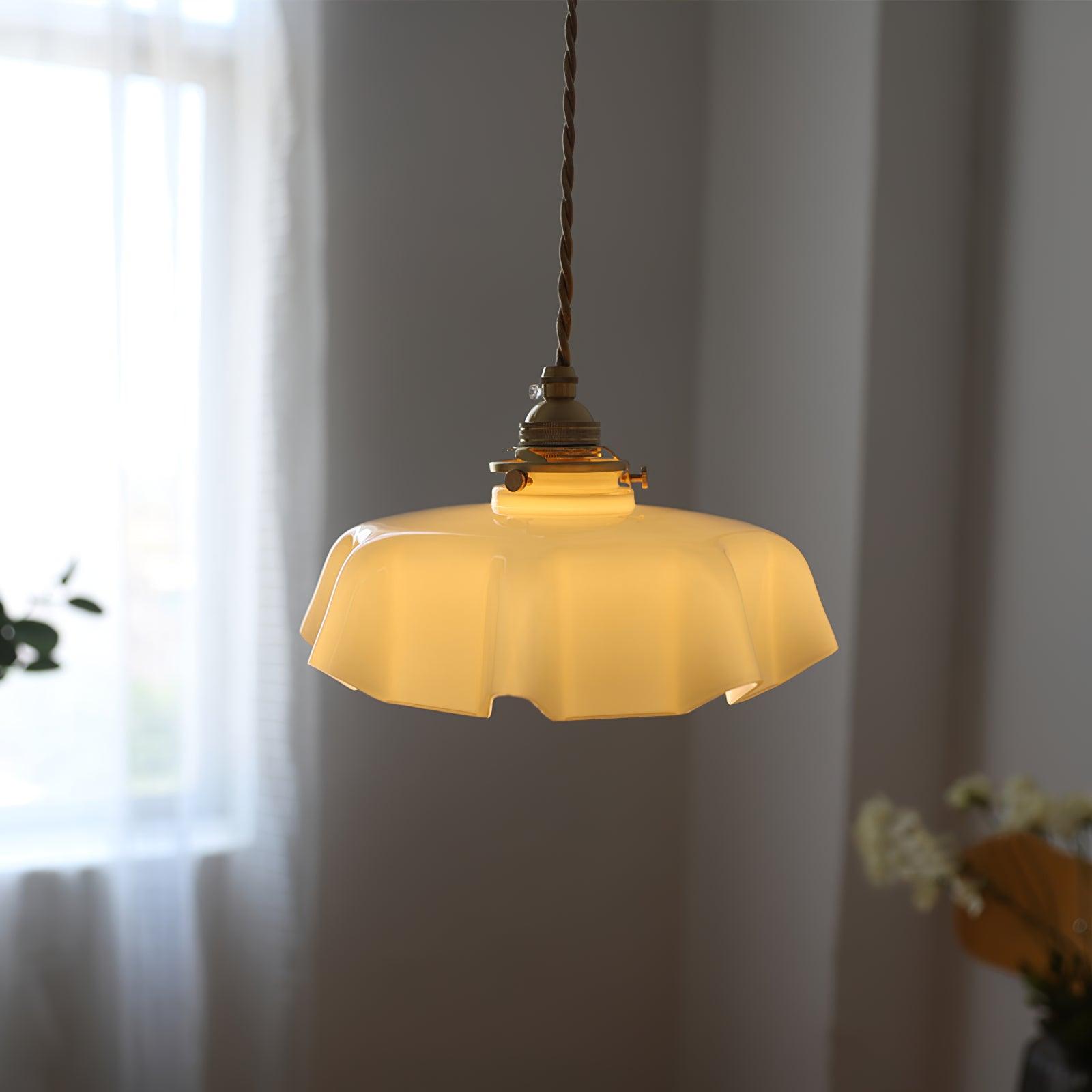 Plisséra | Suspension Vintage – Style Français et Charme Rétro