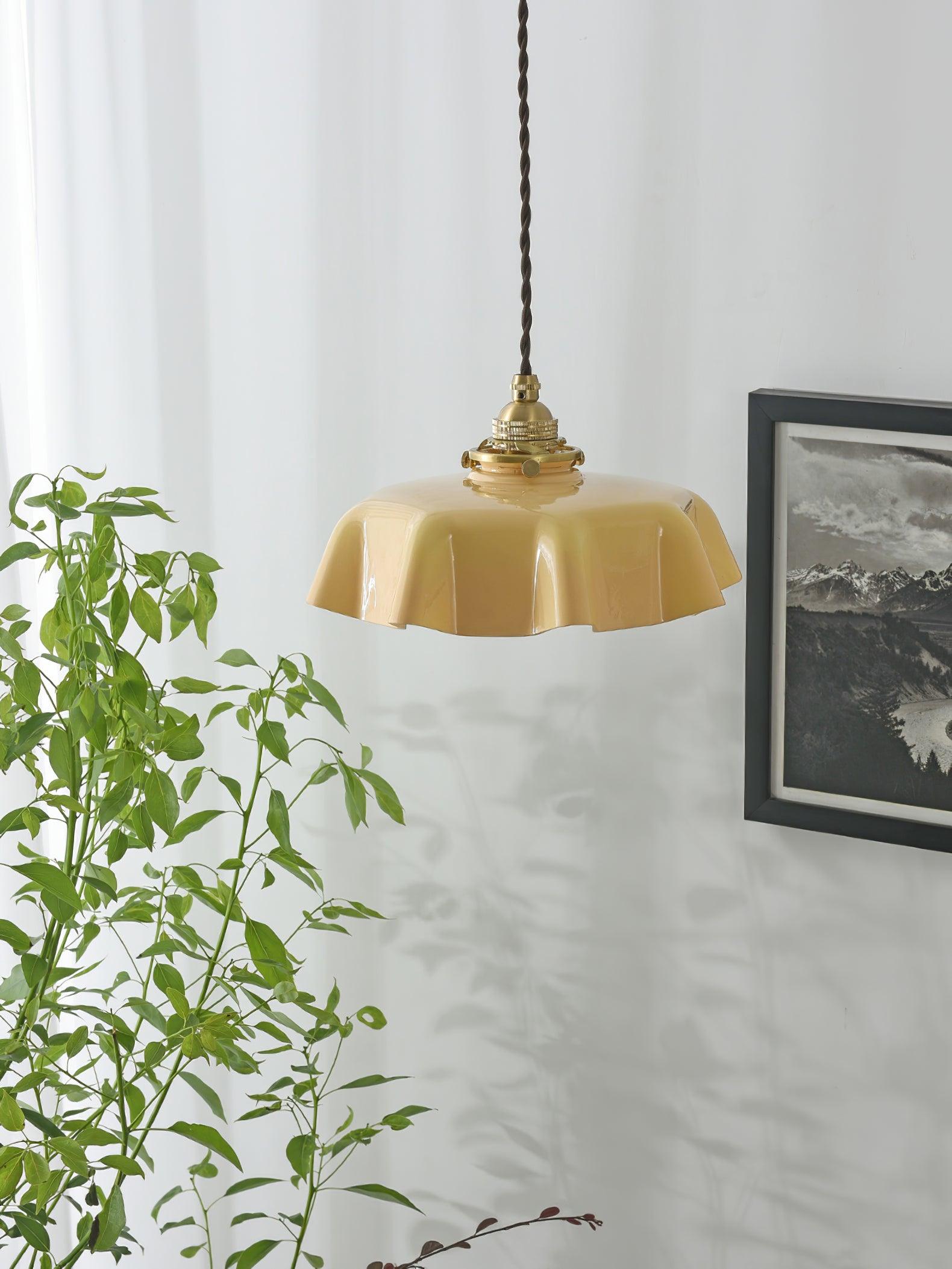 Plisséra | Suspension Vintage – Style Français et Charme Rétro