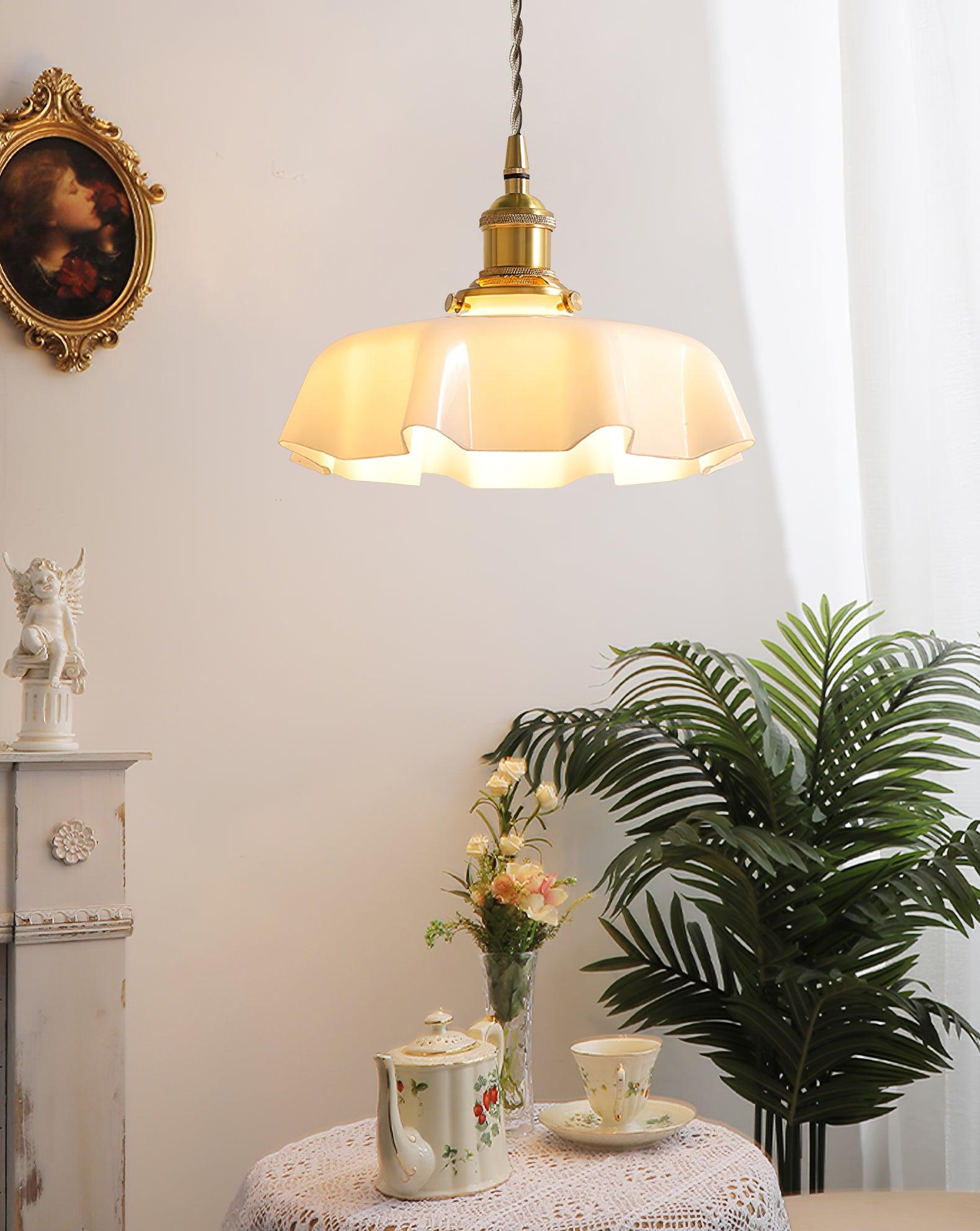 Plisséra | Suspension Vintage – Style Français et Charme Rétro