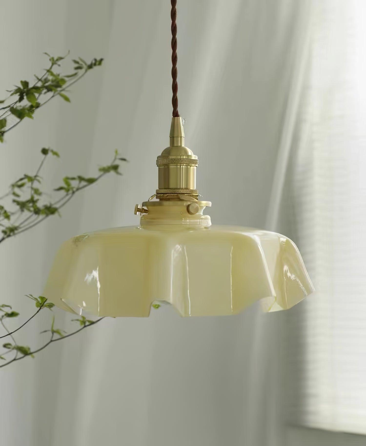 Plisséra | Suspension Vintage – Style Français et Charme Rétro