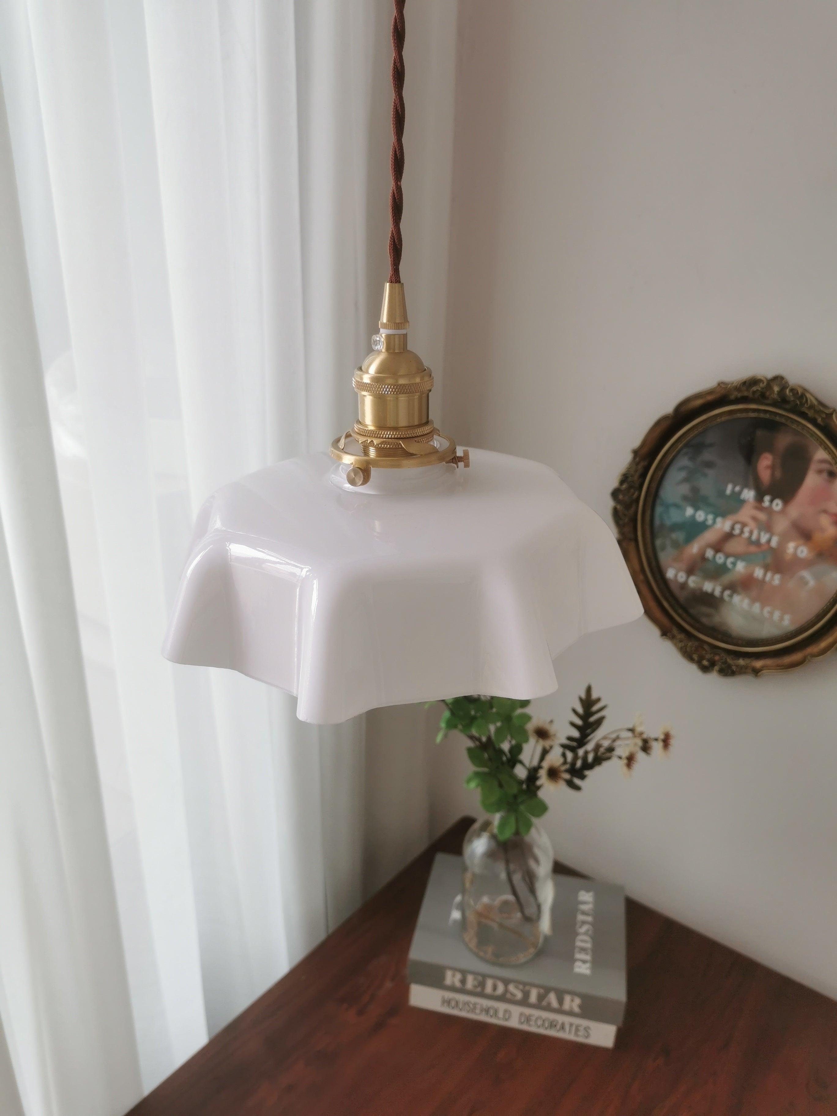 Plisséra | Suspension Vintage – Style Français et Charme Rétro