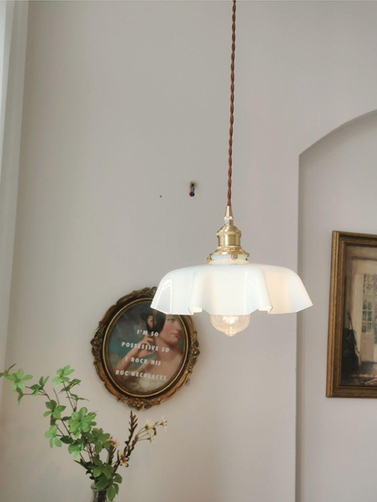 Plisséra | Suspension Vintage – Style Français et Charme Rétro