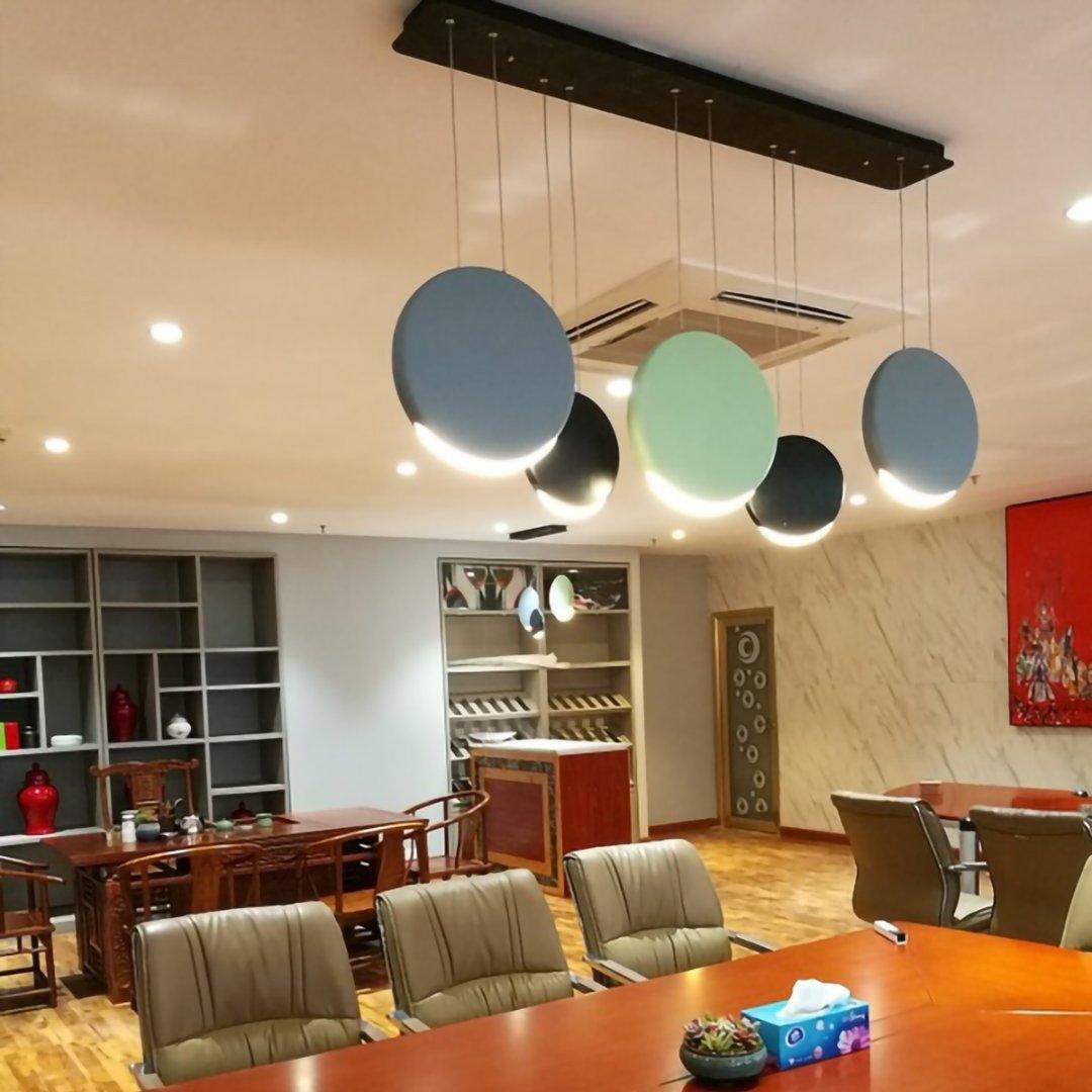 Orbélis | Lampe Suspendue – Orbes flottants LED intégrée