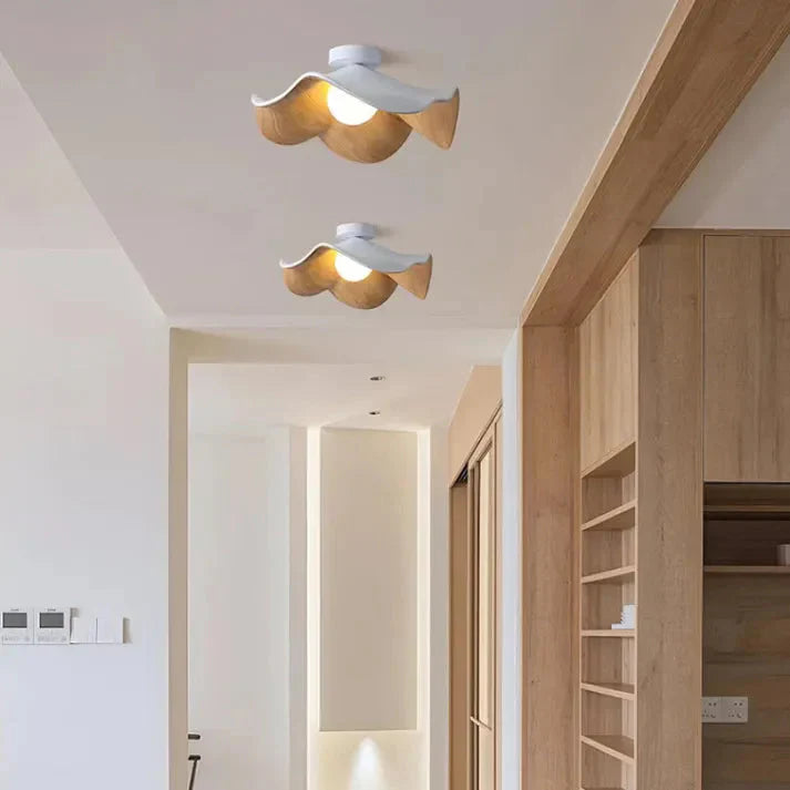 Élorya | Plafonnier Lotus – Charme Contemporain et Lumière Apaisante
