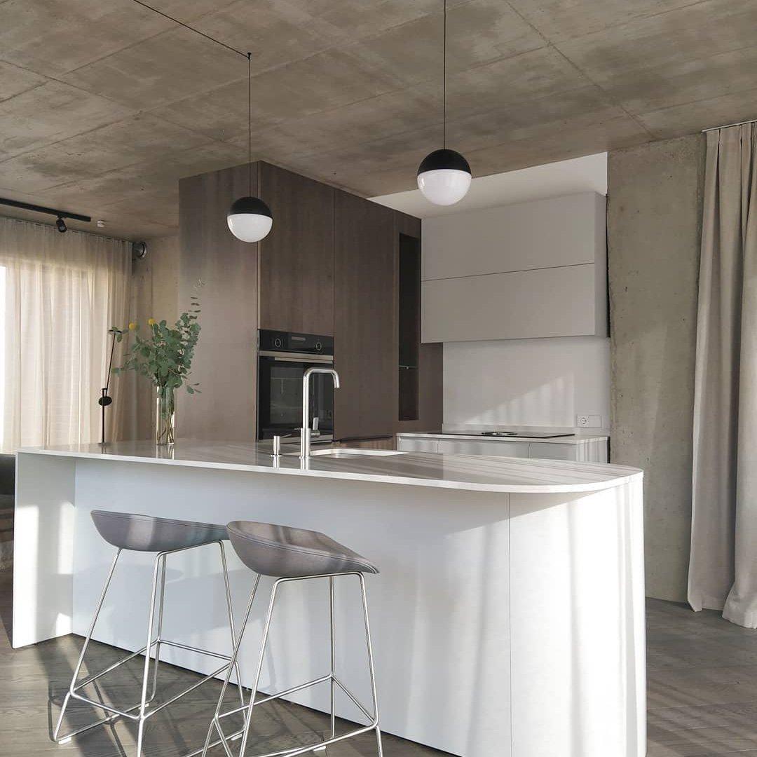 Georys | Suspension Moderne – Design Géométrique et Style Dynamique