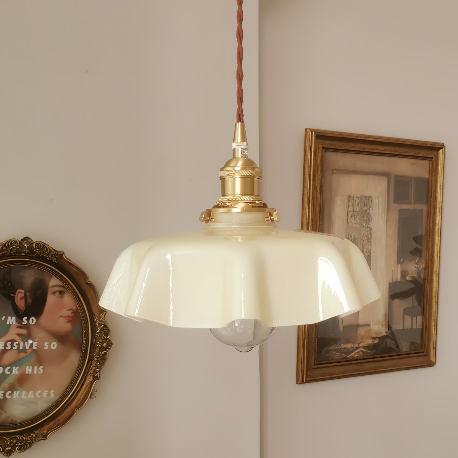 Plisséra | Suspension Vintage – Style Français et Charme Rétro