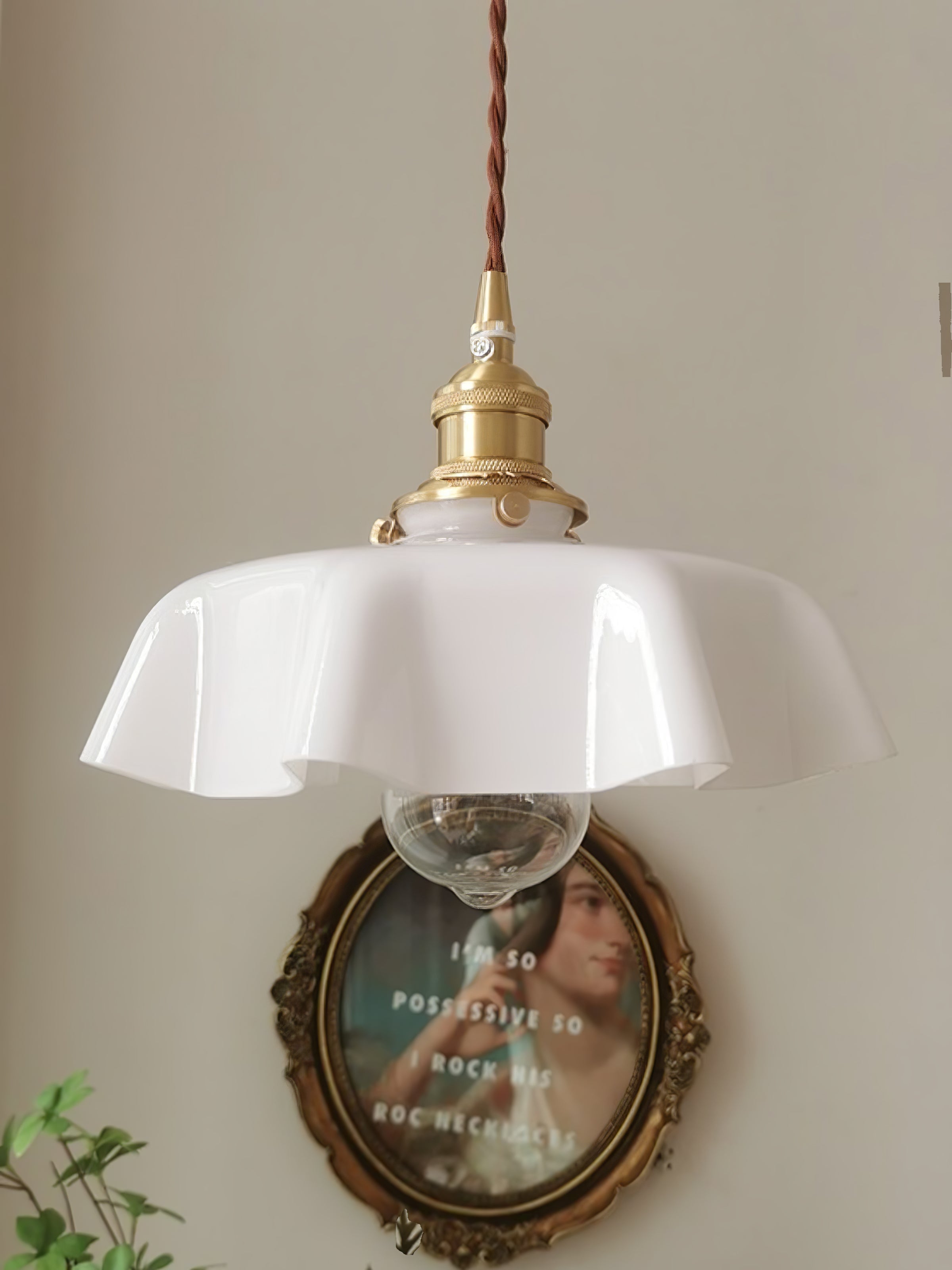 Plisséra | Suspension Vintage – Style Français et Charme Rétro