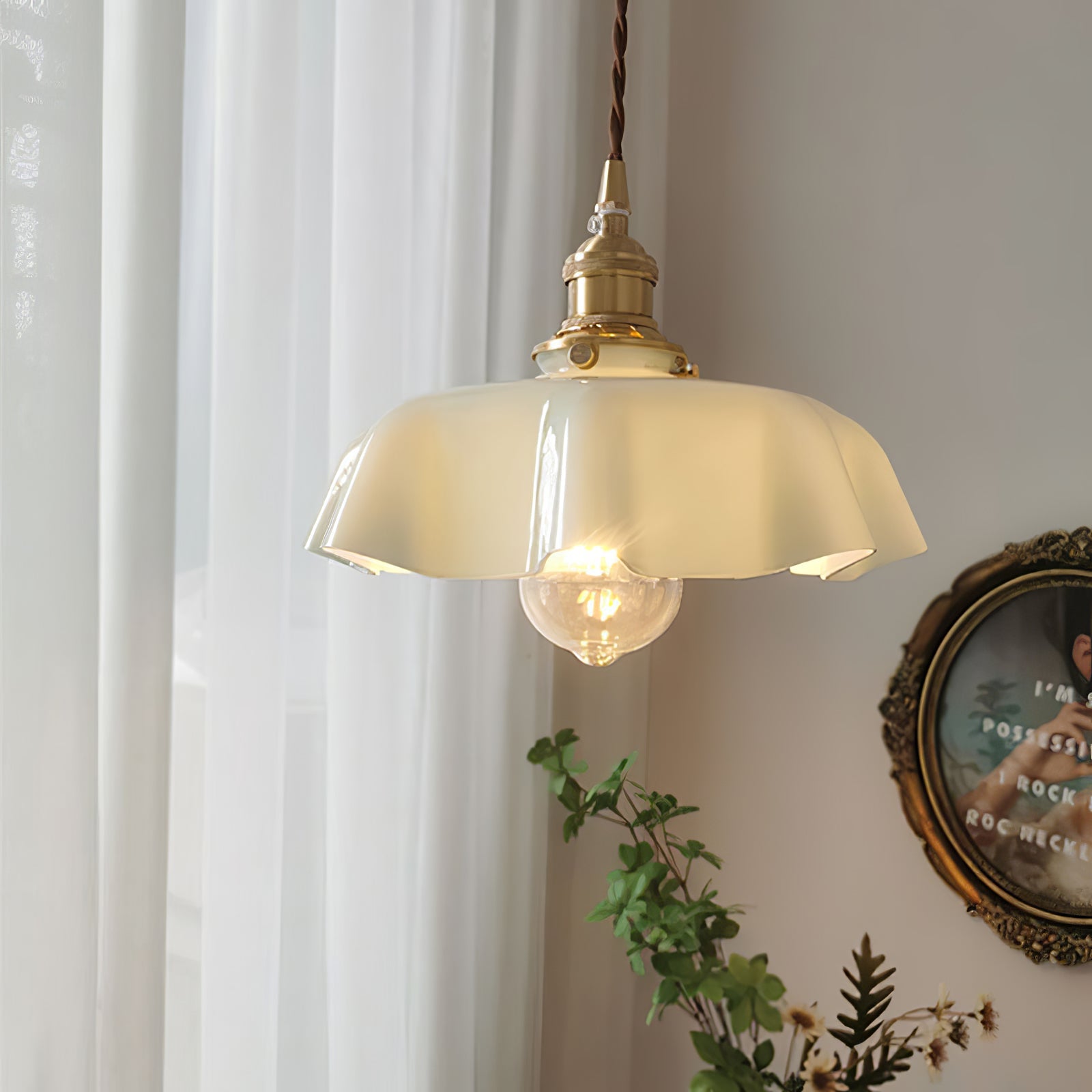 Plisséra | Suspension Vintage – Style Français et Charme Rétro