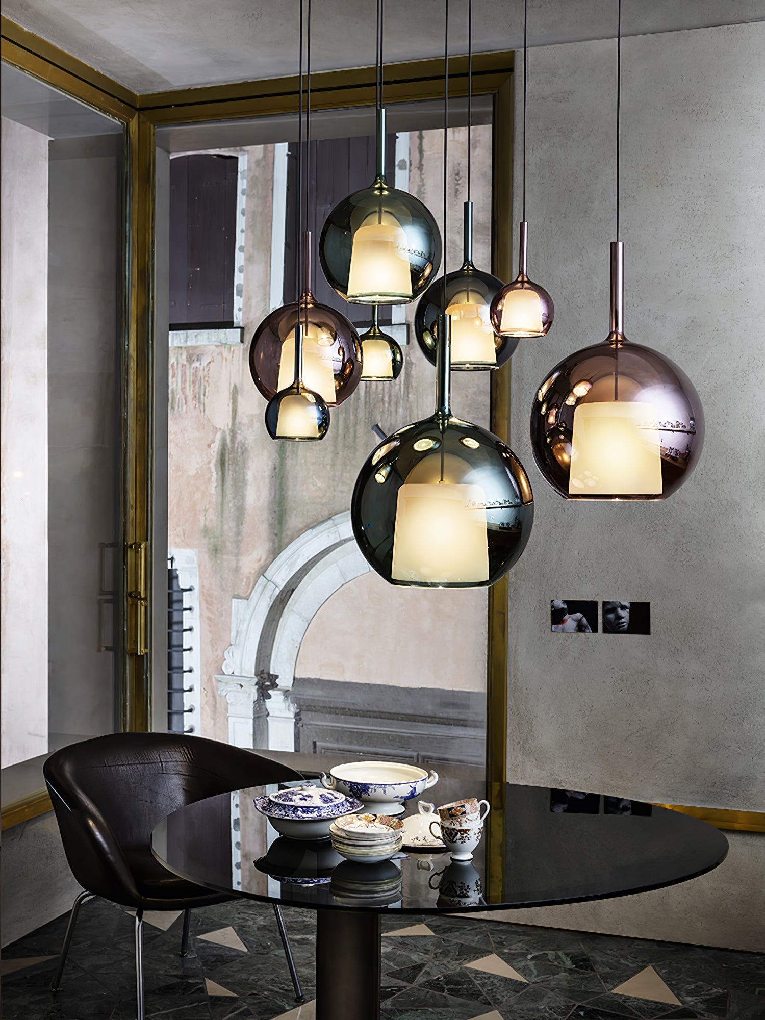 Énora | Suspension Glo – Design Iconique et Ambiance Envoûtante