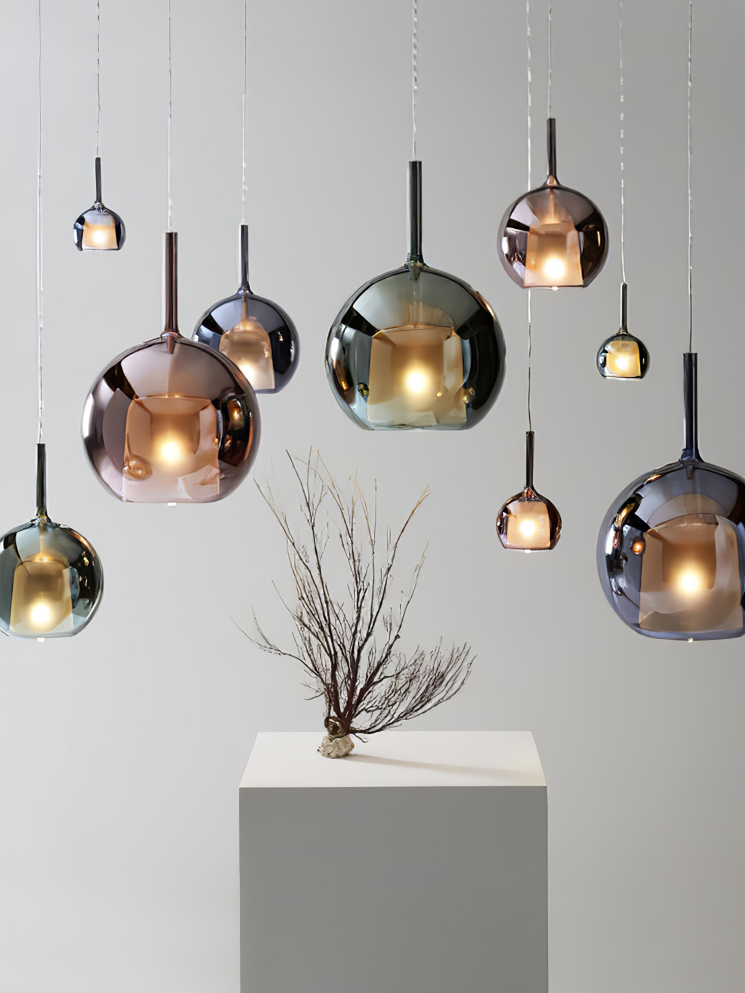 Énora | Suspension Glo – Design Iconique et Ambiance Envoûtante