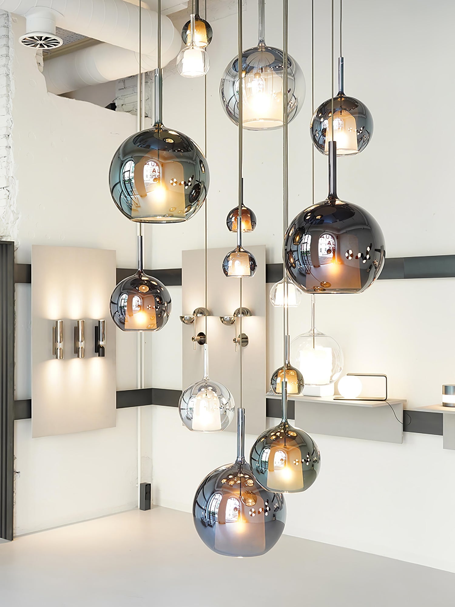 Énora | Suspension Glo – Design Iconique et Ambiance Envoûtante
