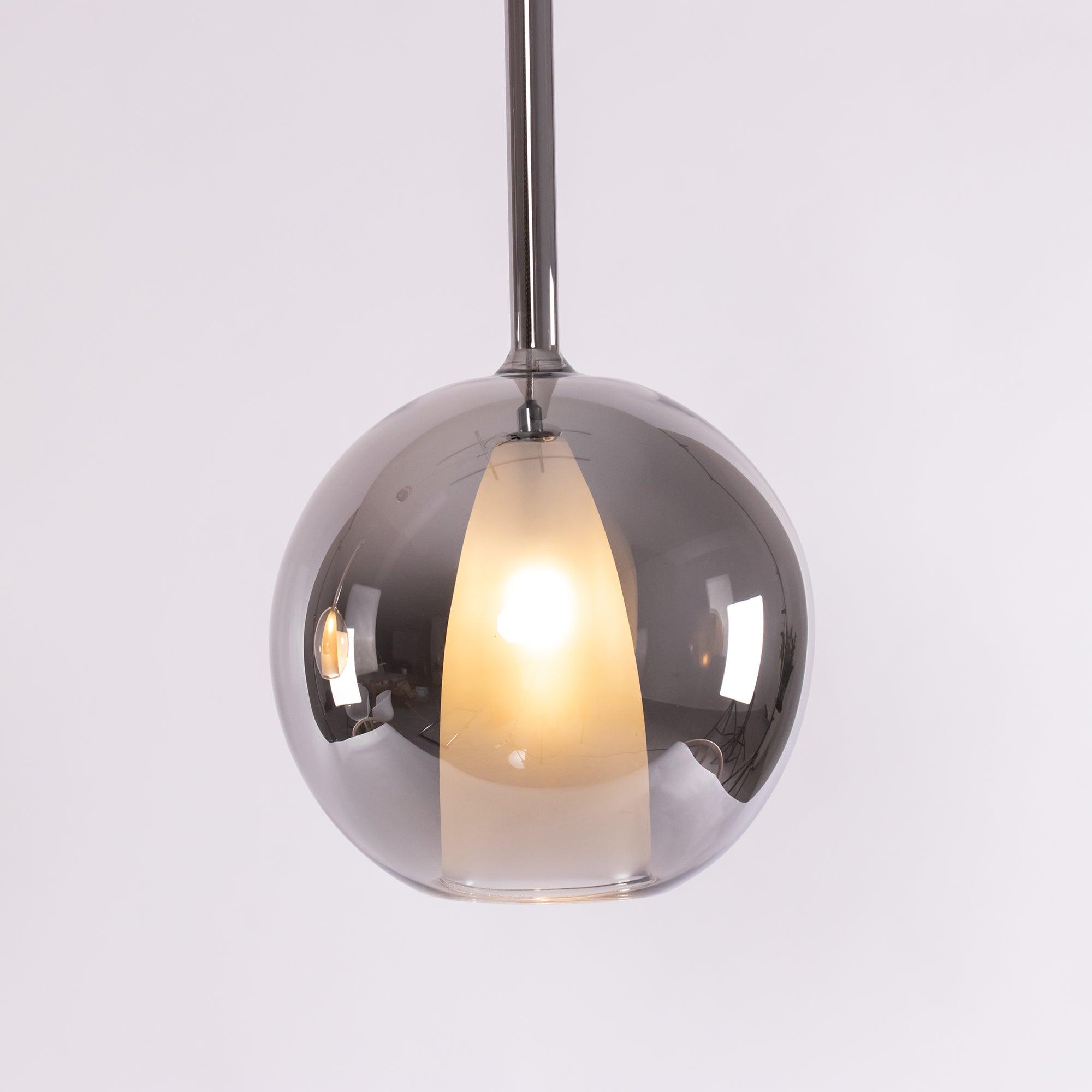 Énora | Suspension Glo – Design Iconique et Ambiance Envoûtante