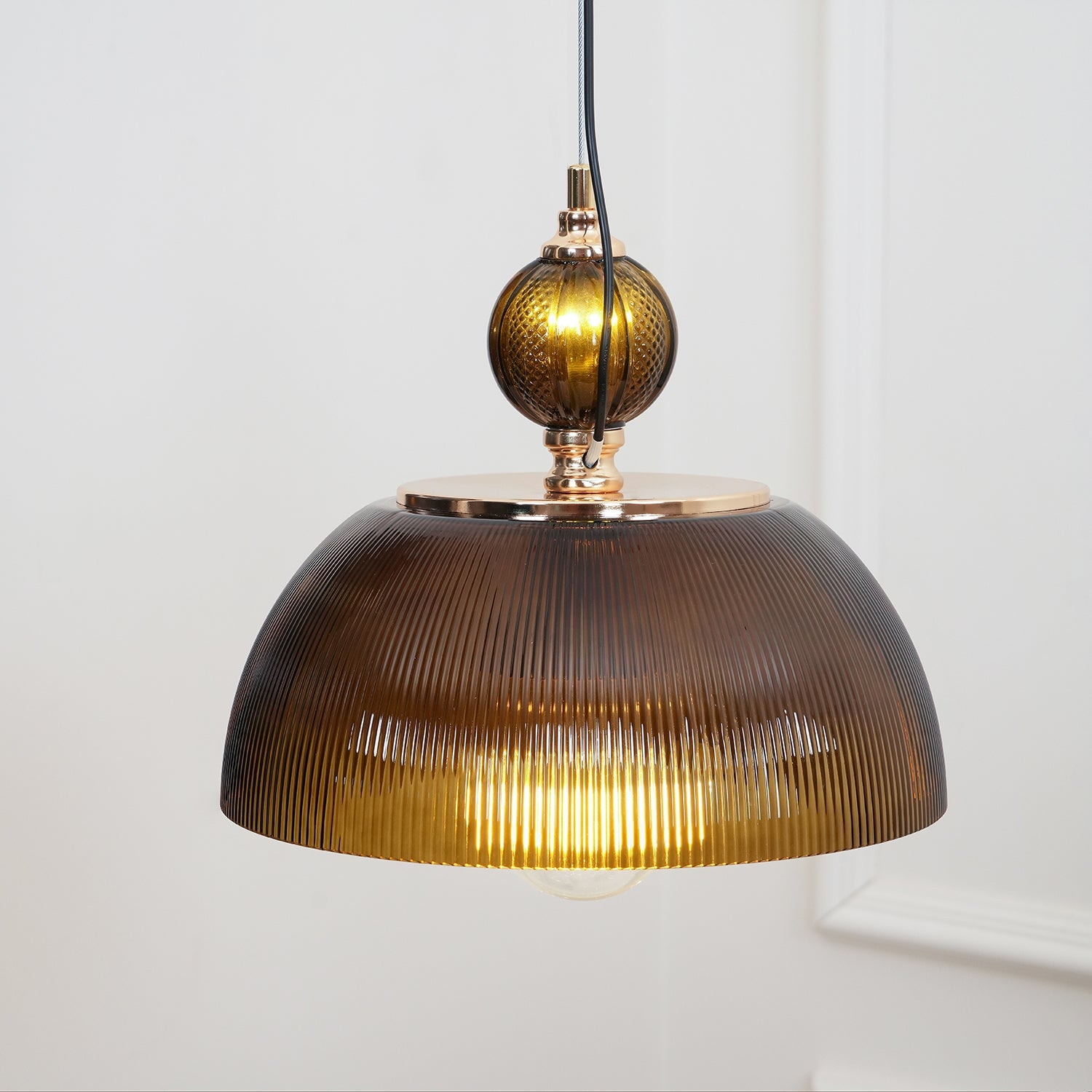 Évolisse | Lampe Suspendue en Verre – Dégradé vert rétro élégant
