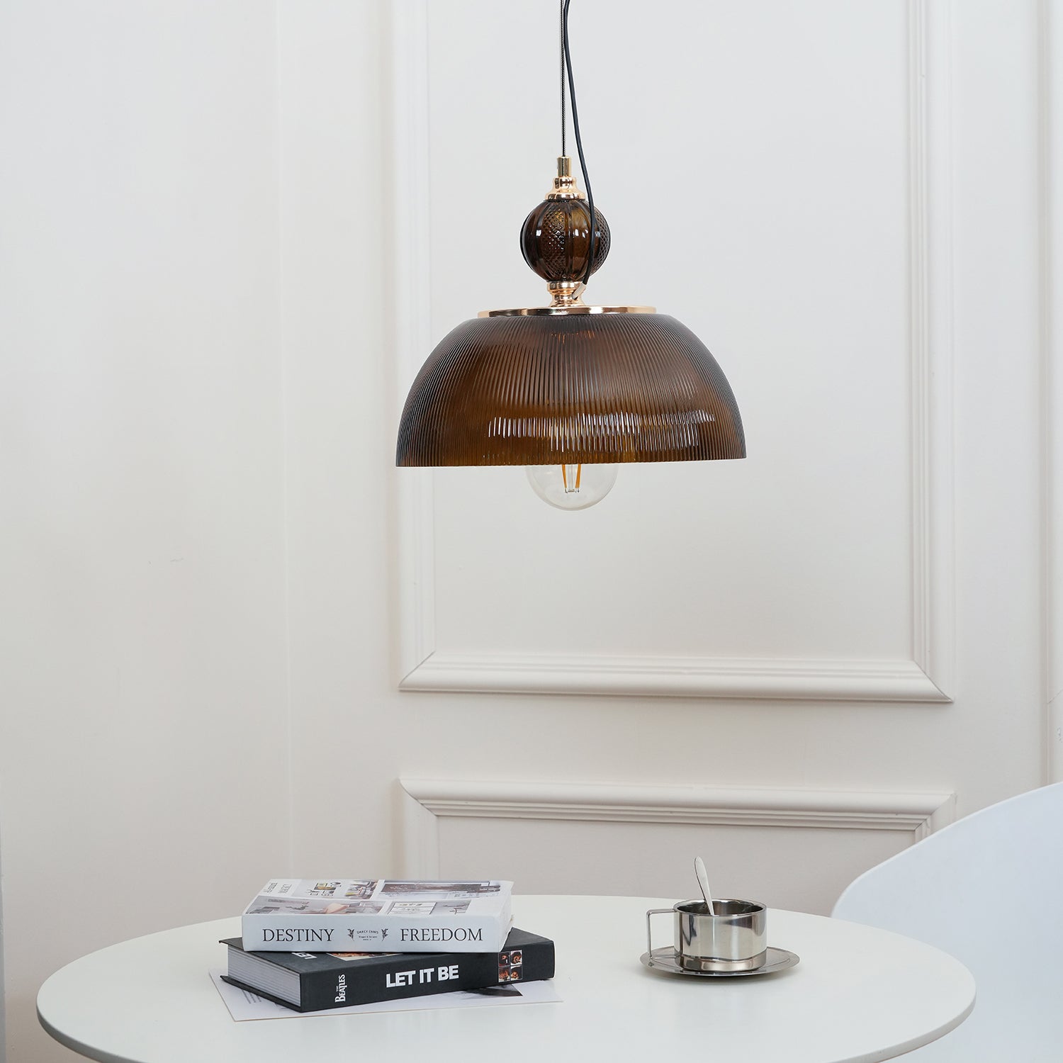 Évolisse | Lampe Suspendue en Verre – Dégradé vert rétro élégant
