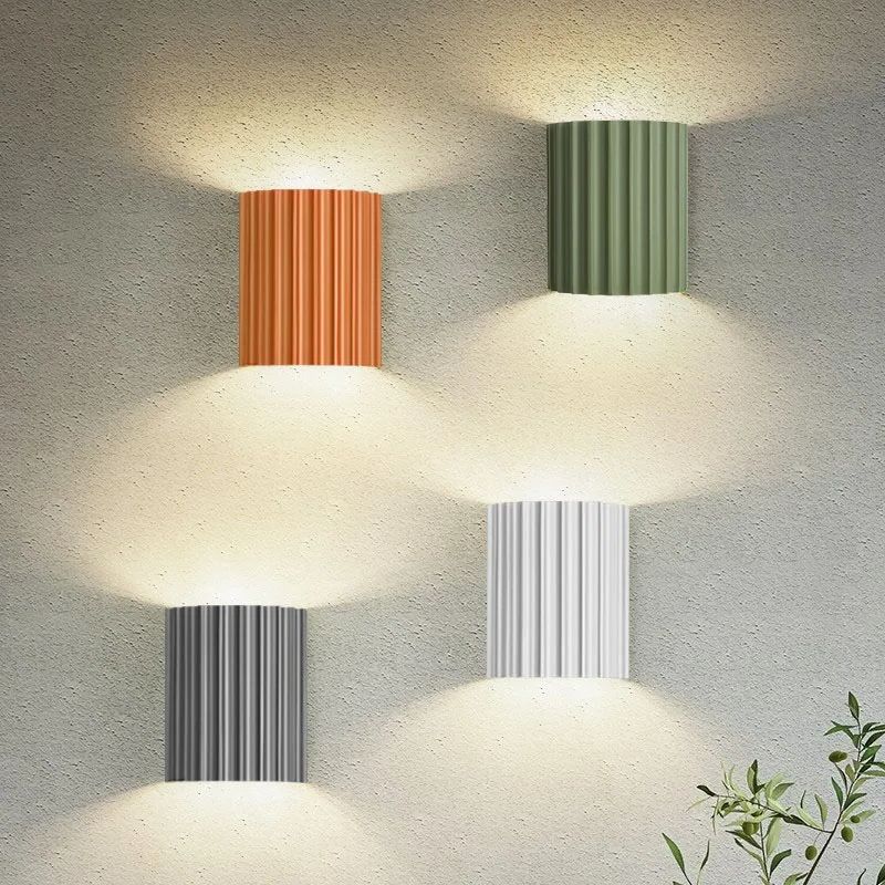 Nivoria | Applique Murale – Accents Plissés et Atmosphère Chic