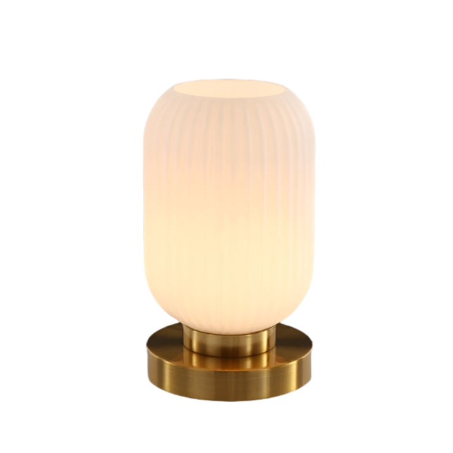 Célestia | Lampe de Table – Design Scandinave et Lumière Douce