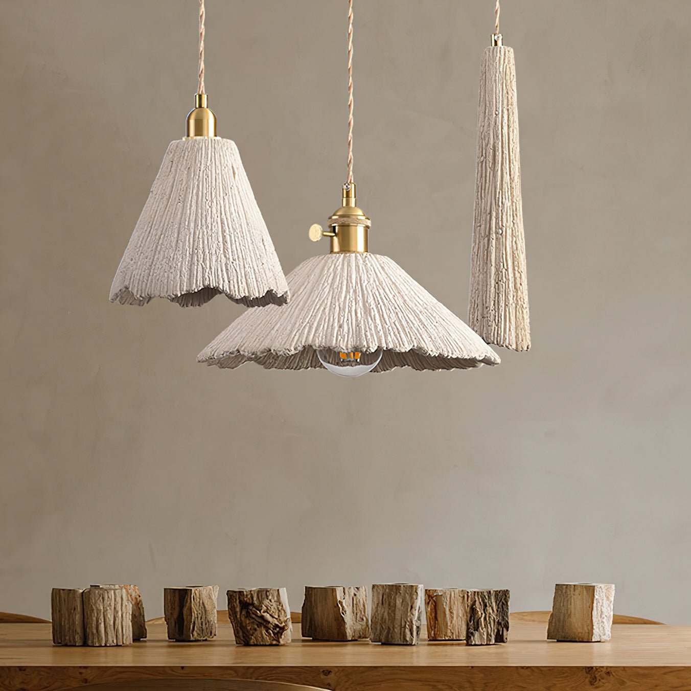 Cimélia | Lustre Contemporain – Texture Authentique et Style Sophistiqué