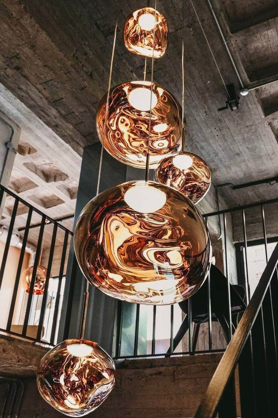 Aurénoir | Suspension Design – Éclat Exclusif et Style Hypnotique
