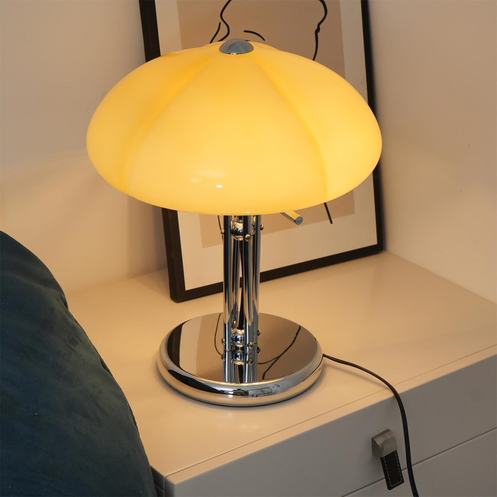 Améria | Lampe Bauhaus – Design Épuré et Lumière Ambiante