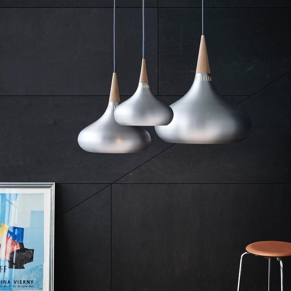 Veléandre | Lampe Suspendue – Verre blanc finitions or et noir