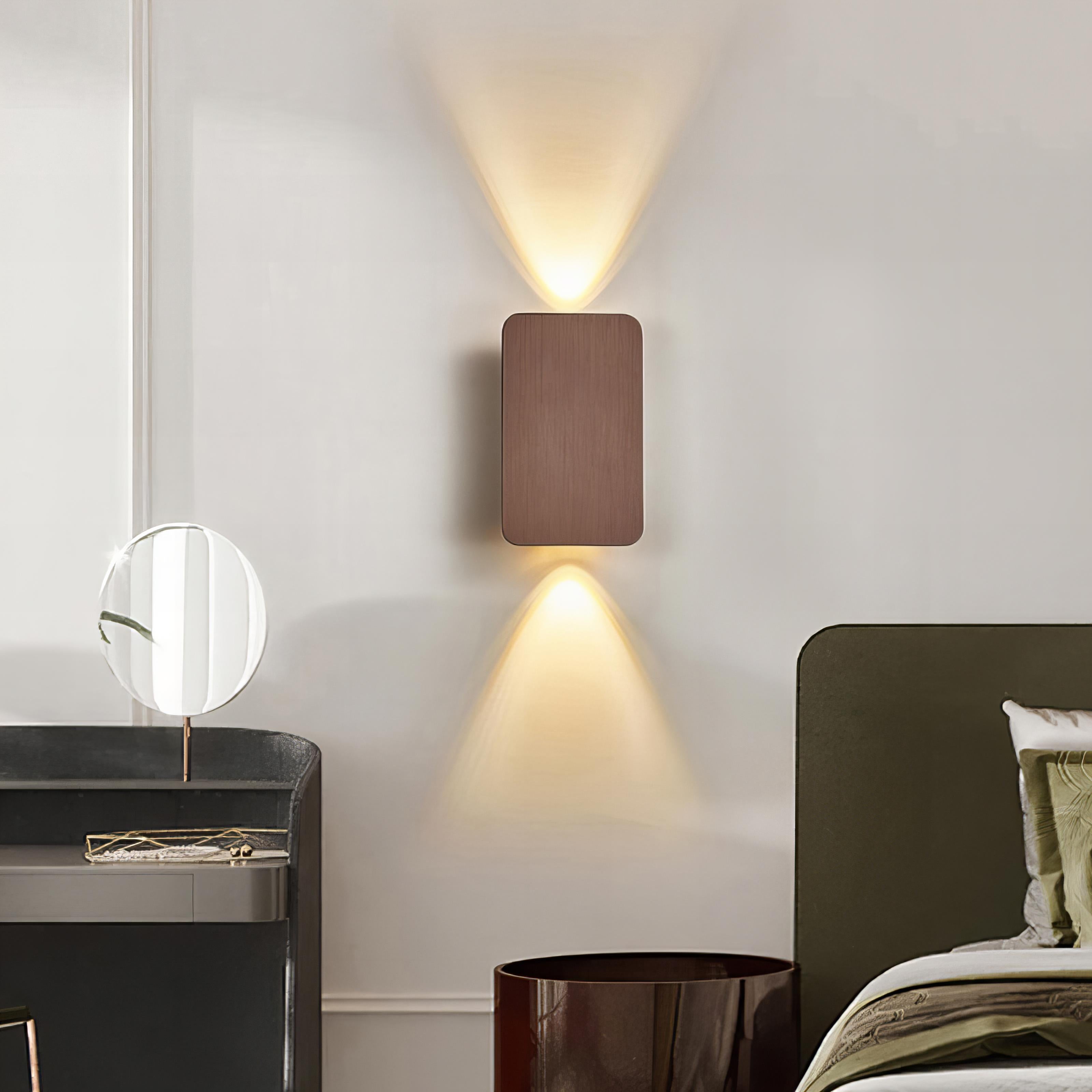 Brillora | Applique Murale LED – Ambiance Orientable et Élégante