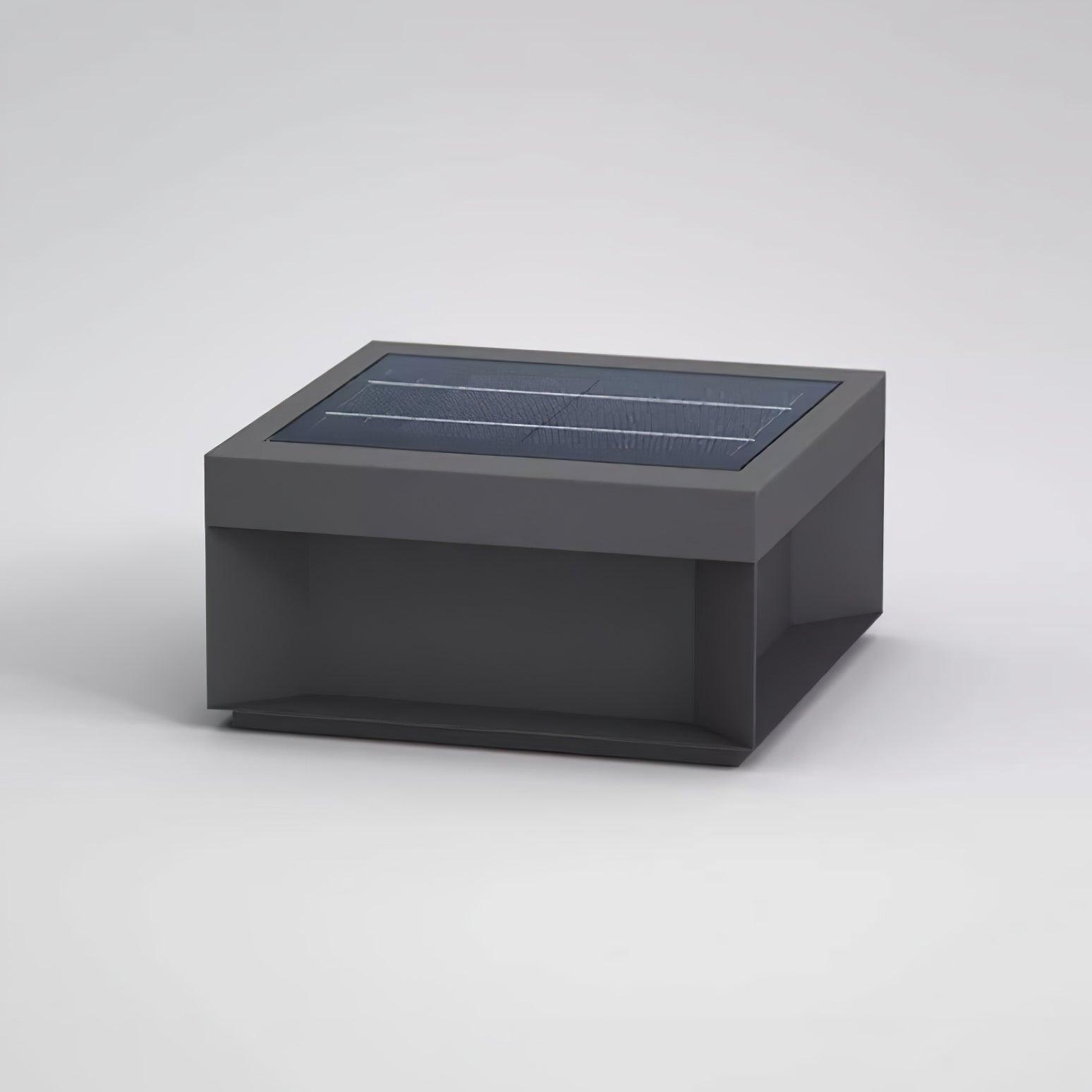 LumiJardin | Lampe de Pilier Solaire – Résistante UV et Intempéries