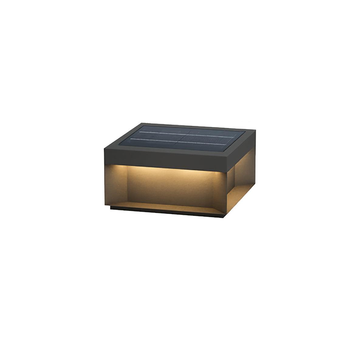 LumiJardin | Lampe de Pilier Solaire – Résistante UV et Intempéries