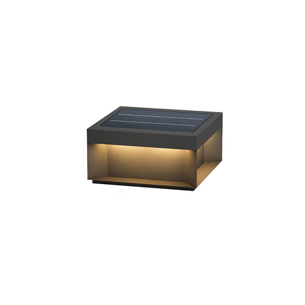 LumiJardin | Lampe de Pilier Solaire – Résistante UV et Intempéries