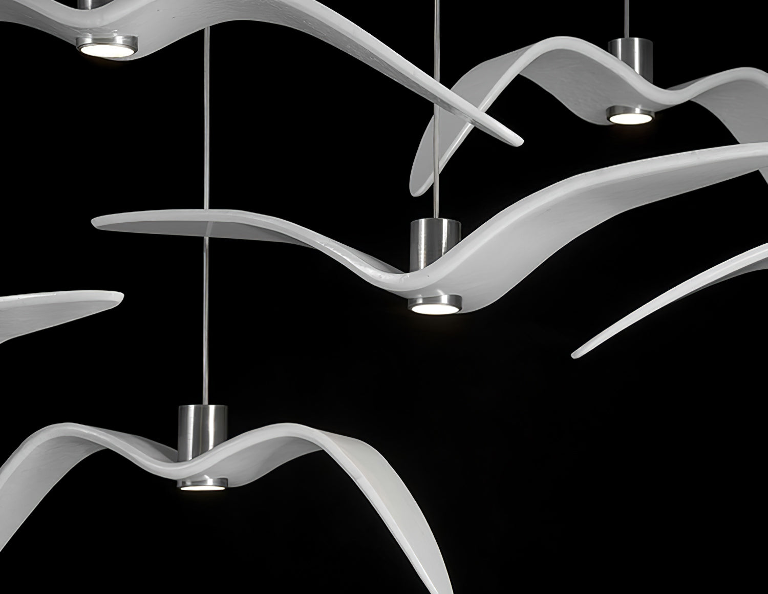 Alvoria | Lustre LED – Élégance Aérienne et Design Minimaliste