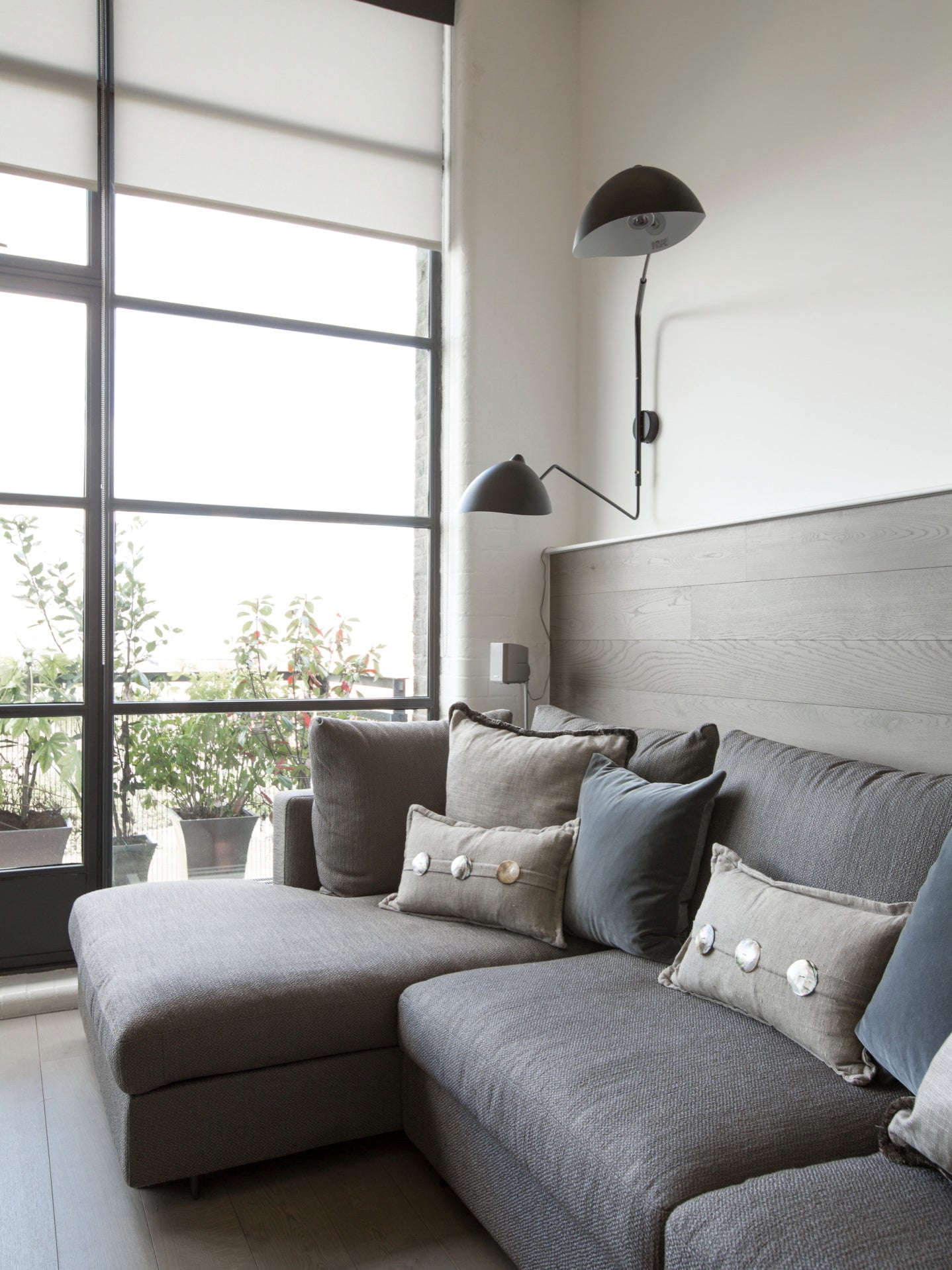 Améthia | Applique Murale – Design Élancé et Rotation Indépendante