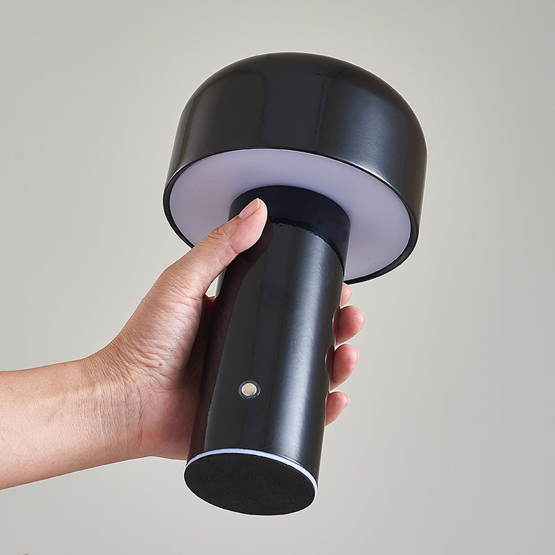 LumiAuréa | Lampe de Table – Élégance Intemporelle et Éclairage Sans Fil