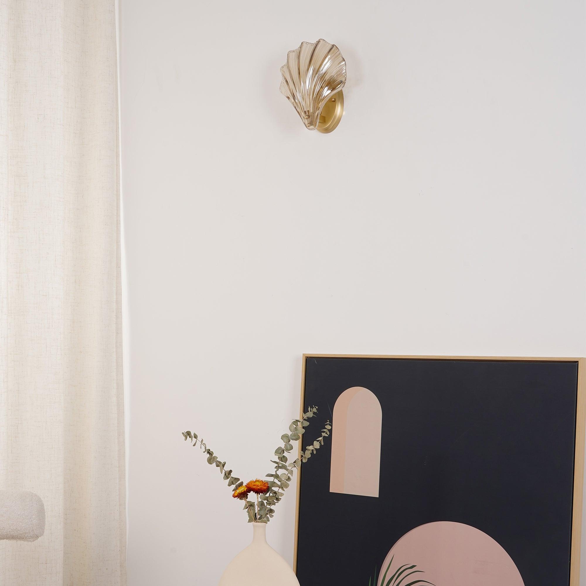 Arézia | Applique Murale – Élégance Coquillage et Laiton Raffiné