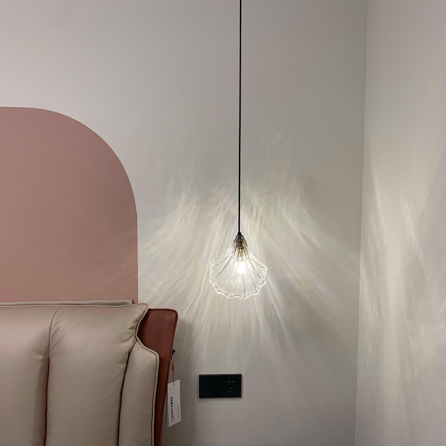 Orélis | Suspension Design – Effet Bijou et Ambiance Lumineuse