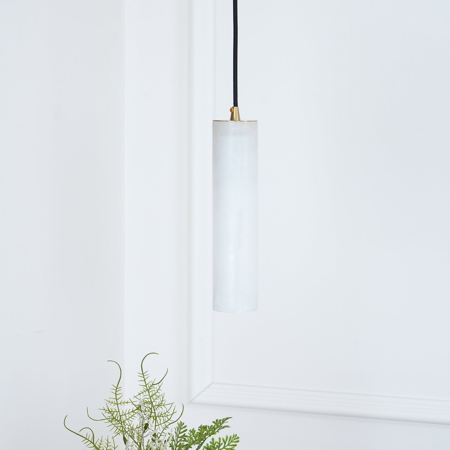Soliande | Suspension en Albâtre – Design architectural raffiné