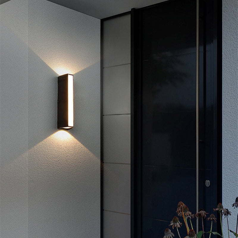 Lumivéra | Applique Murale LED Extérieure – Design Moderne Durable