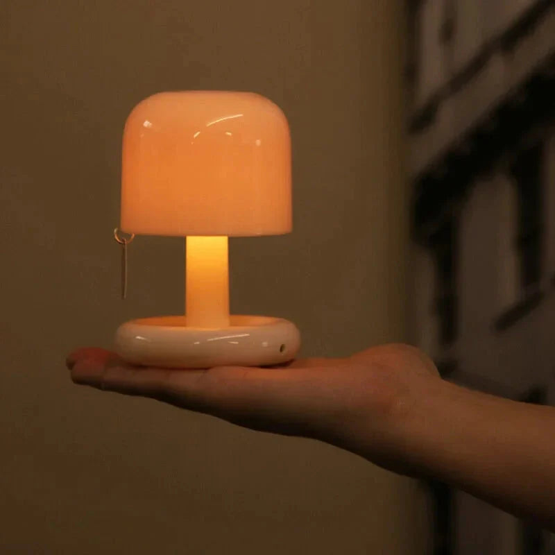 Lunéra | Mini Lampe Solaire – Éclat du Crépuscule et Atmosphère Paisible
