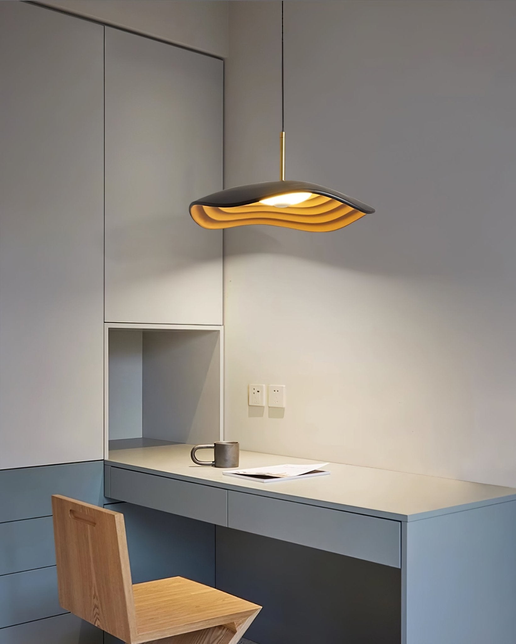 Maréva | Suspension LED – Courbes Élégantes et Éclat Raffiné
