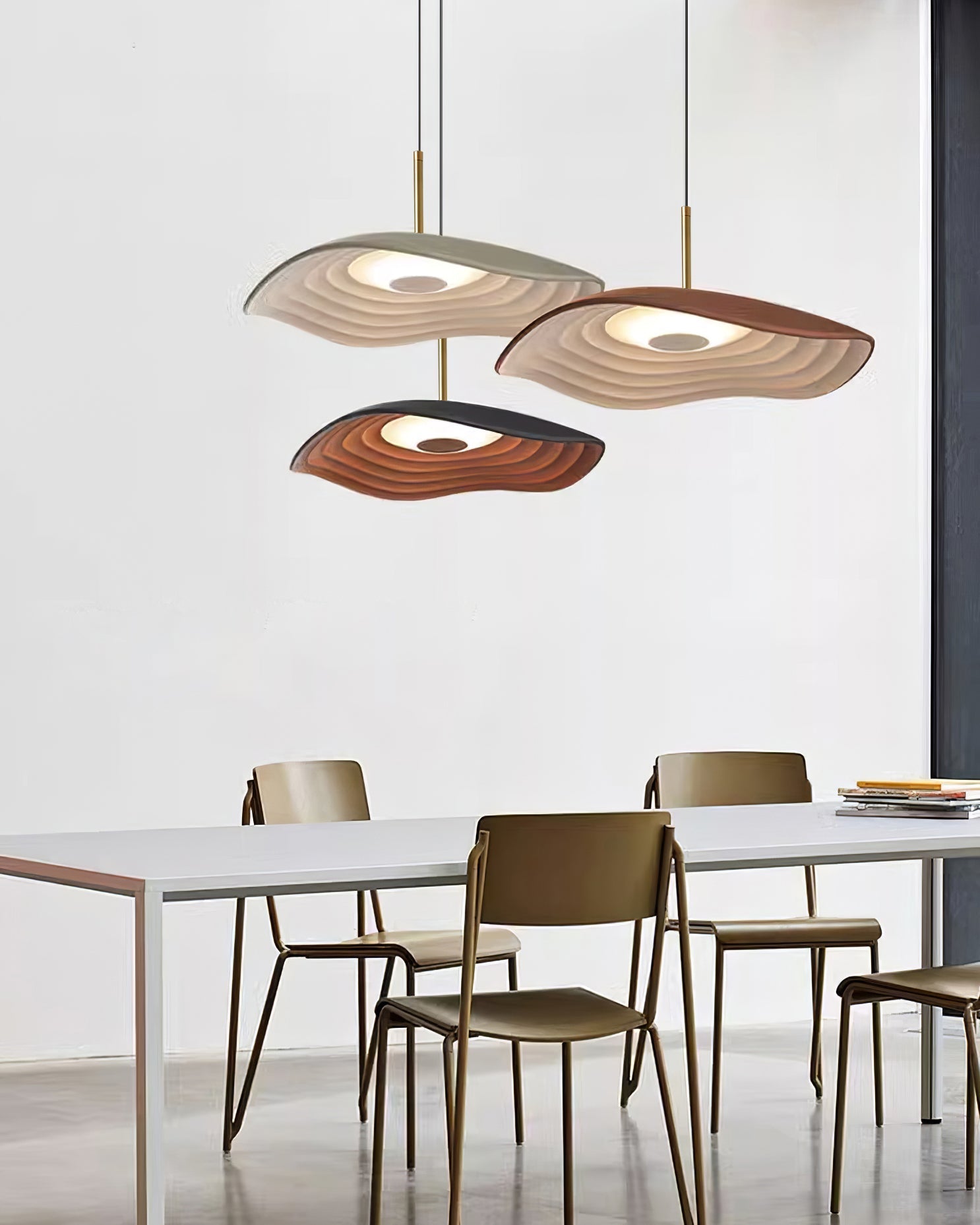 Maréva | Suspension LED – Courbes Élégantes et Éclat Raffiné