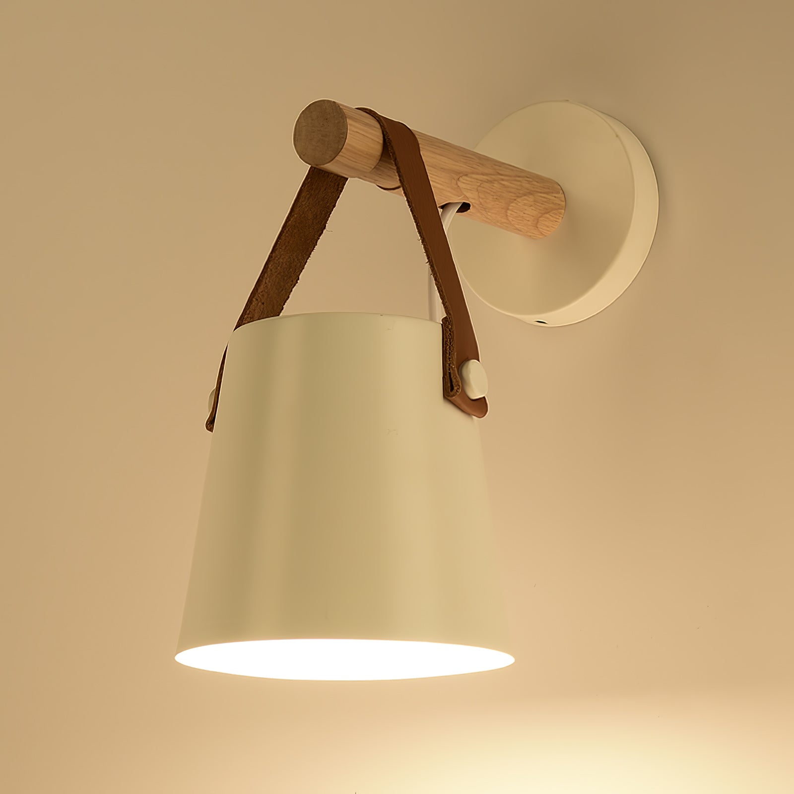 Lustora Applique Murale LED Bois – Élégance Naturelle et Moderne