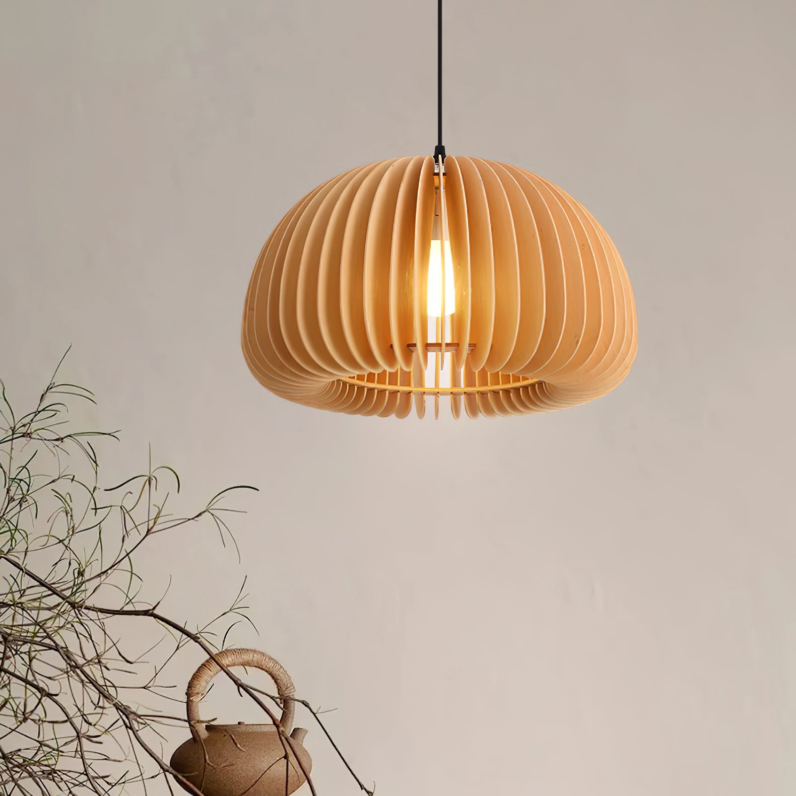 Sylviane | Suspension Nature – Ambiance Chaleureuse et Esprit Libre
