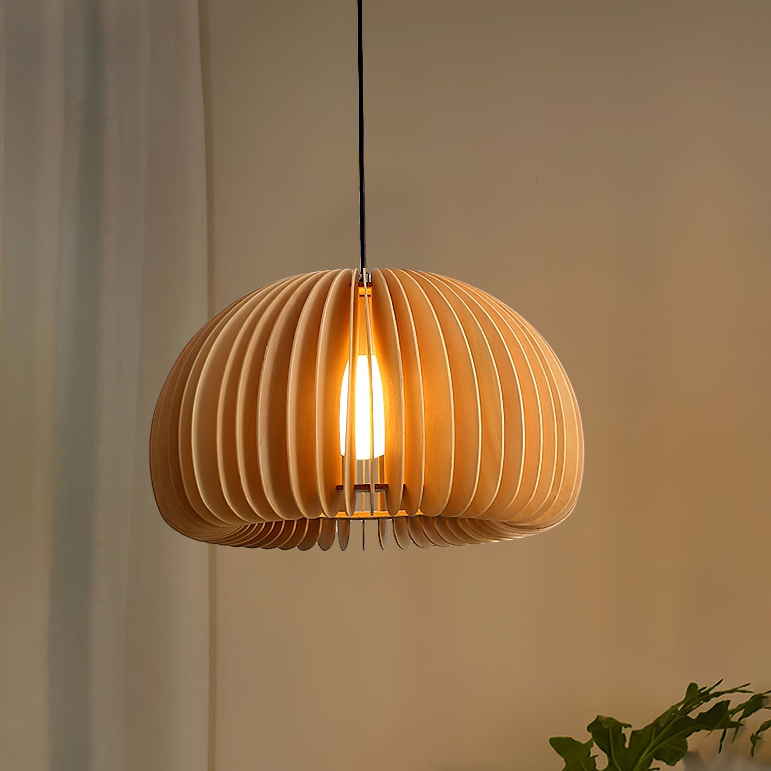 Sylviane | Suspension Nature – Ambiance Chaleureuse et Esprit Libre