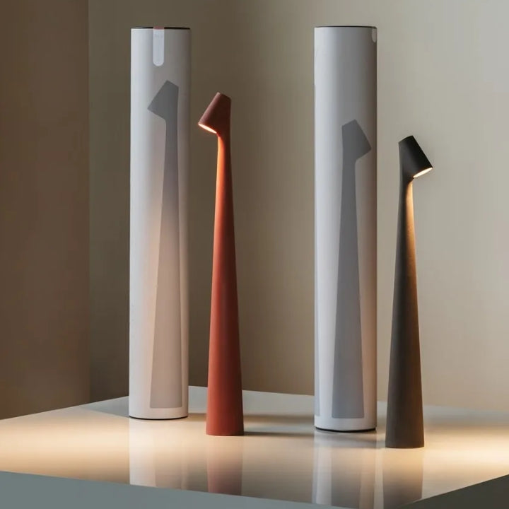 Aluvia | Lampe de Table LED – Élégance Moderne & Sans Fil