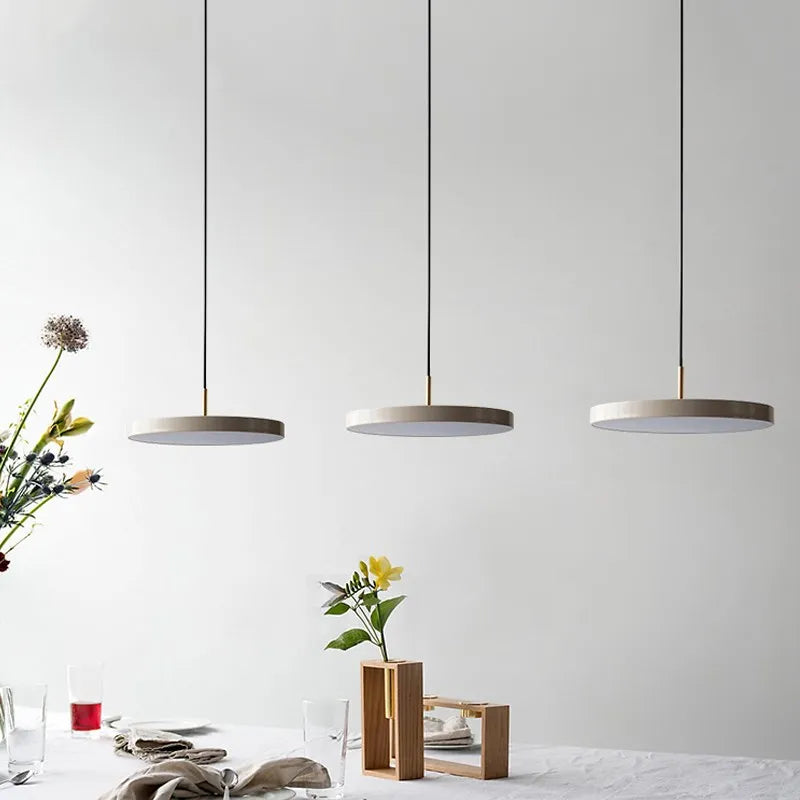 Auralis | Suspension LED – Design Moderne et Hauteur Ajustable Blanc