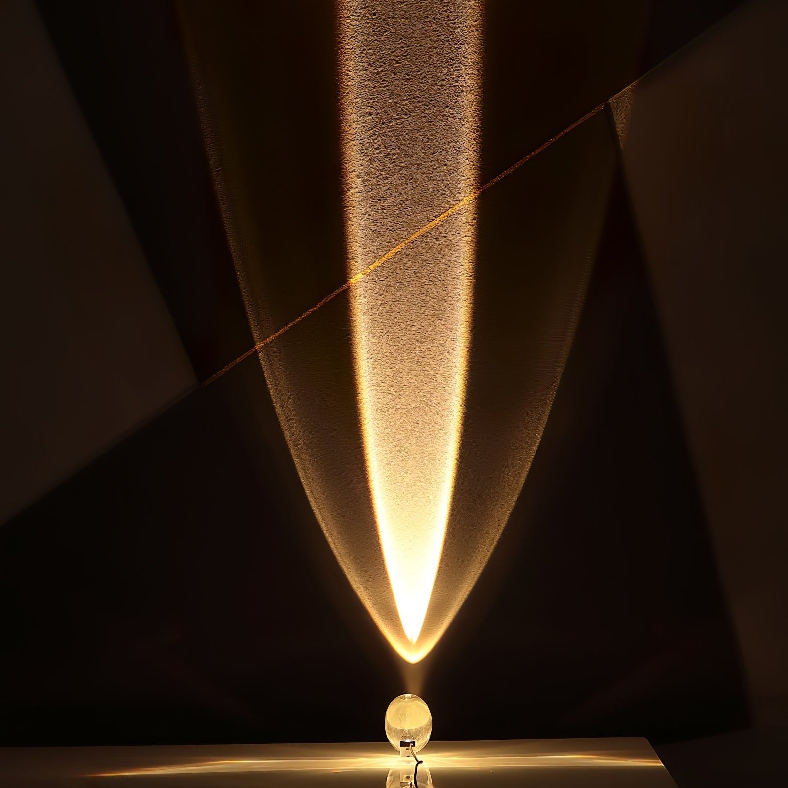 Auraliz | Lampe de Table LED – Atmosphère sereine lumière diffuse