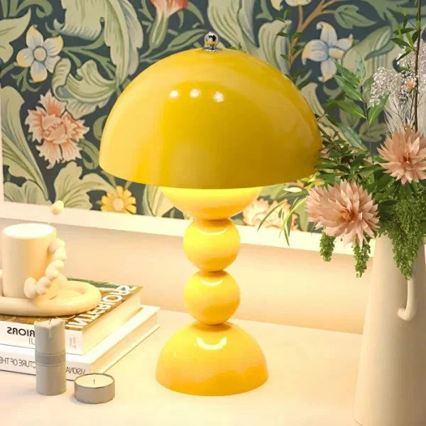 AuréaBloom | Lampe Macaron – Design Élégant et Ambiance Moderne Jaune