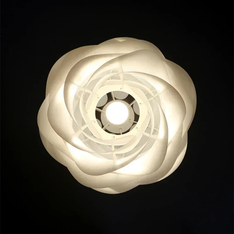 Florévia | Lampe de Plafond LED – Design Pétales Élégants et Lumière Douce