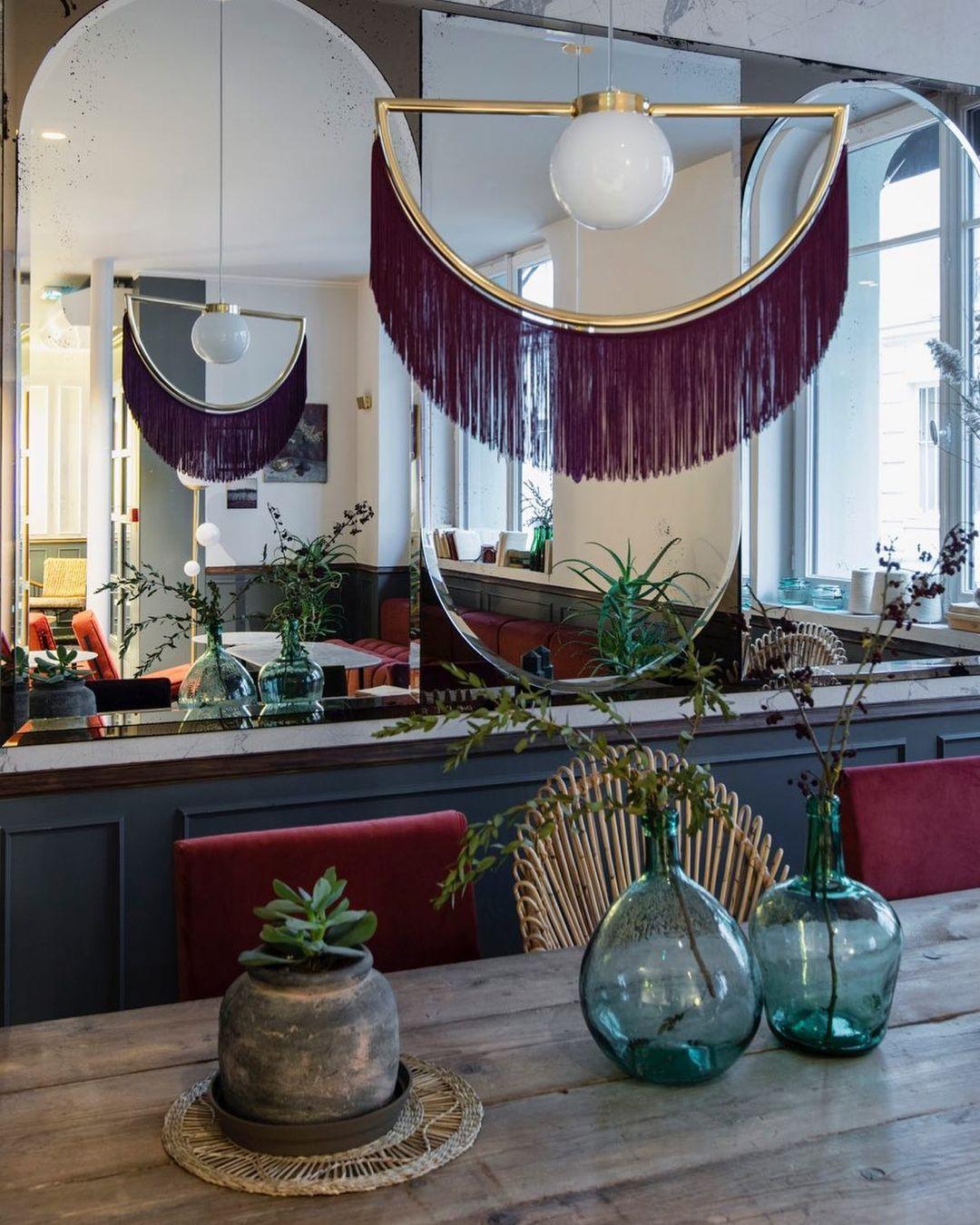 Frangoria | Suspension Bohème – Glamour Années 30 et Ambiance Colorée