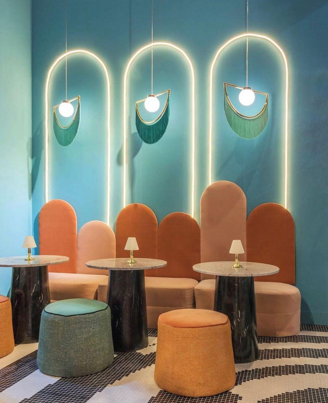 Frangoria | Suspension Bohème – Glamour Années 30 et Ambiance Colorée